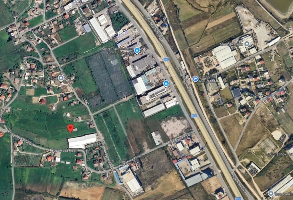 SHITET TRUALL 1760 M2 + SHTEPI E VJETER, VORE