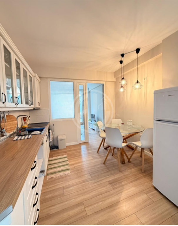 🏡 In Vendita Appartamento 1+1 – Scoglio di Kavaja | Prima Linea sul Mare 🌊