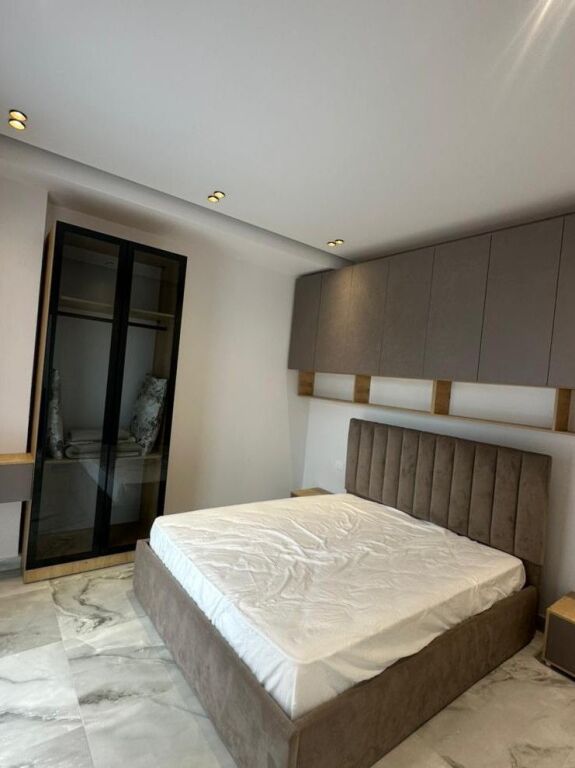 Super Appartamento 2+1 in vendita a White Tower Residence a Golem 📍