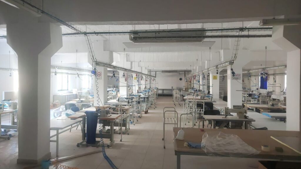 WAREHOUSES FOR RENT 900M2 KOMBINAT 360,000 LEKE FH-76333