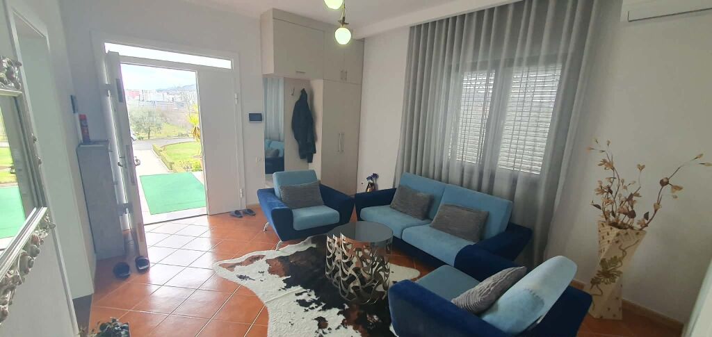 3-STOREY VILLA FOR SALE  - VORE