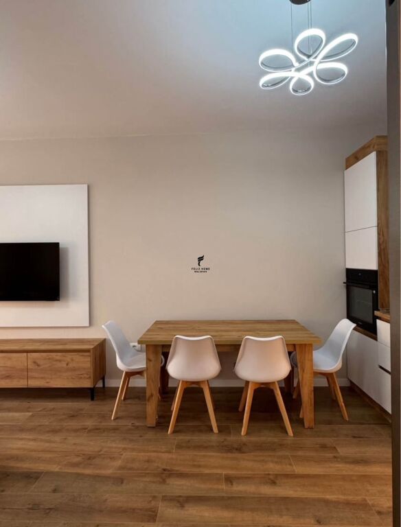 APARTAMENT ME QERA 2+1 UNIVERS CITY 55.000 LEKE FH-76321