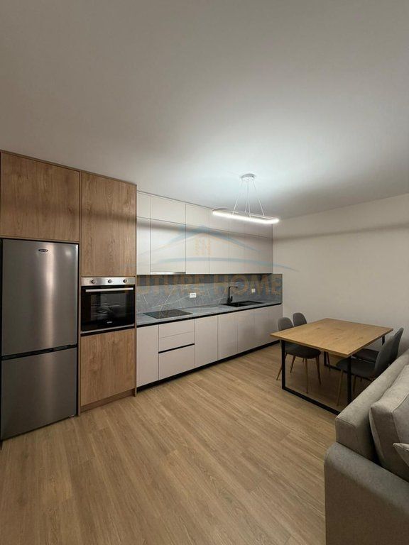 Qira, Apartament 1+1, Kopshti Zoologjik, Tiranë.