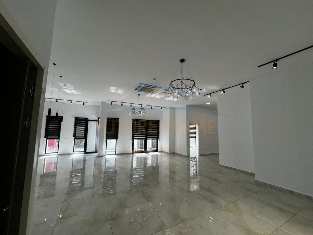For Rent, Service Unit, Pharmacy 10, '' Arlis '' Complex, Dibrës Street.