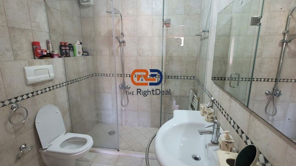 In Lapraka, Apartment 3+1+2 For Sale With Perfect Orientation!!!