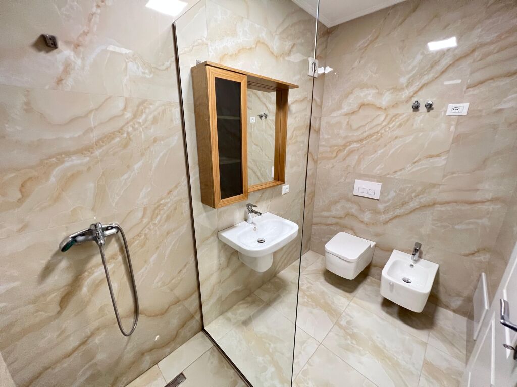 📣 SUPER RENT Apartment 1+1 📍 Vila L 2, Astir, Tirana. ✨    💶 Price 45000 lek