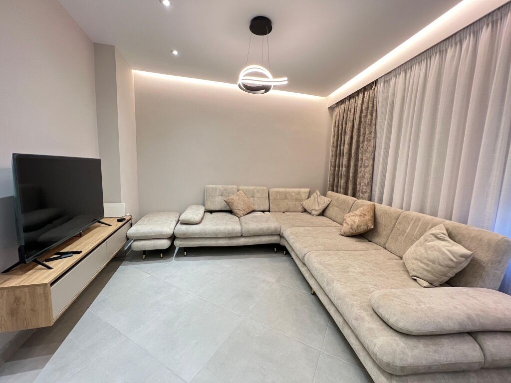 📣 SUPER RENT Apartment 1+1 📍 Vila L 2, Astir, Tirana. ✨    💶 Price 45000 lek