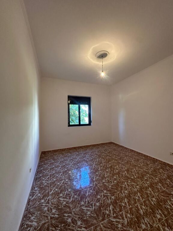 🏢 Apartment 2+1 for Sale in the Center of Durrës 📍