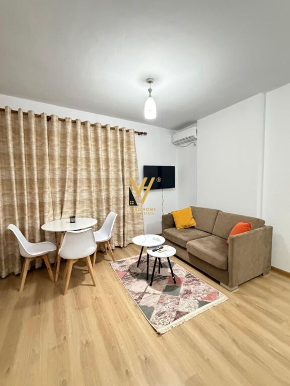 STUDIO APARTMENT 35 M2 FOR RENT ON DIBRES STREET 40,000 LEKE