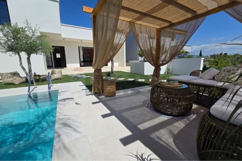 Villa - For Sale - Paskuqan, Tirana(ID: 530411003-952)