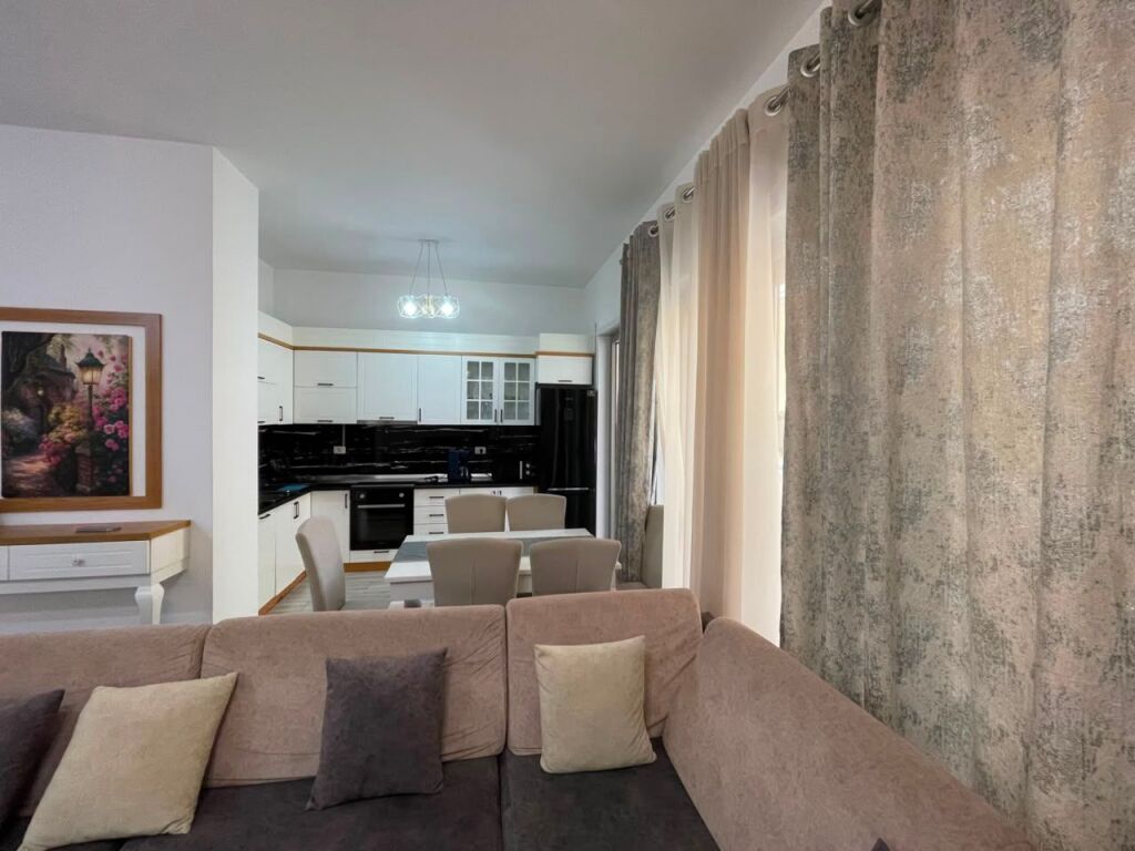 🏡 Jepet me Qira Apartament 2+1+2  📍 Kompleksi Delijorgji