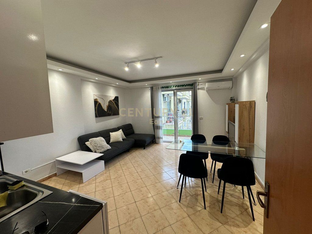 WE SELL 1+1 APARTMENT IN THE CENTER OF DURRES, SPORT PALACE !