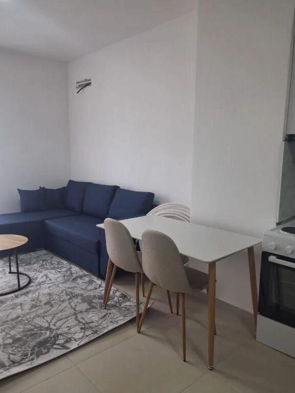 Apartament me qera 1+1 - 📍5 Maj, kompleksi Gjelbert