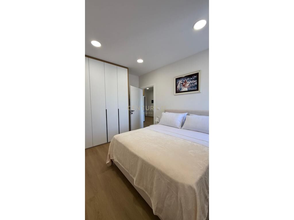 Apartment 1+1 For Rent at Iliria Beach, Durrës! 50 m From the Sea