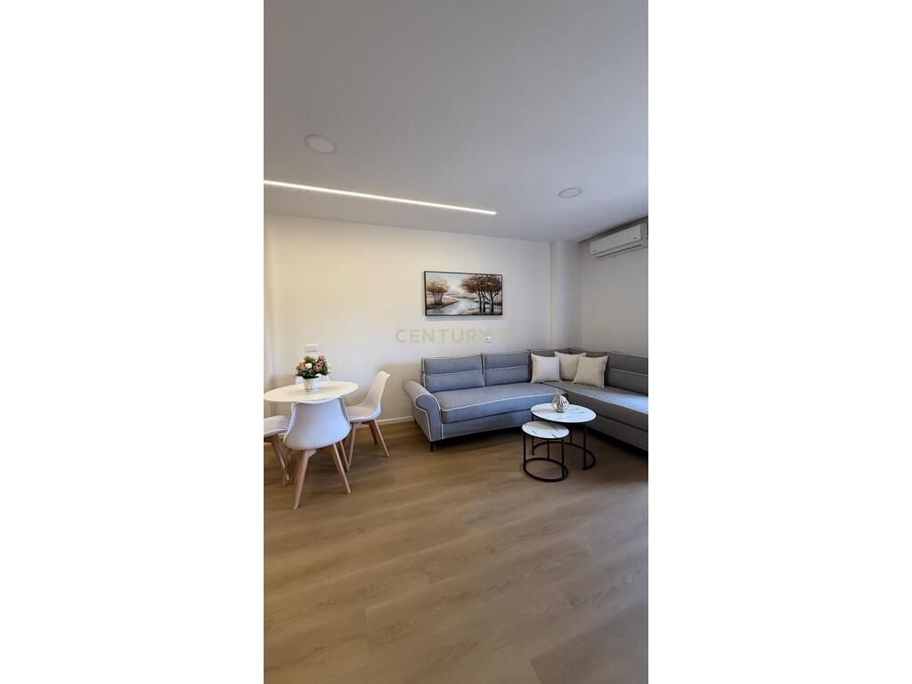 Apartment 1+1 For Rent at Iliria Beach, Durrës! 50 m From the Sea