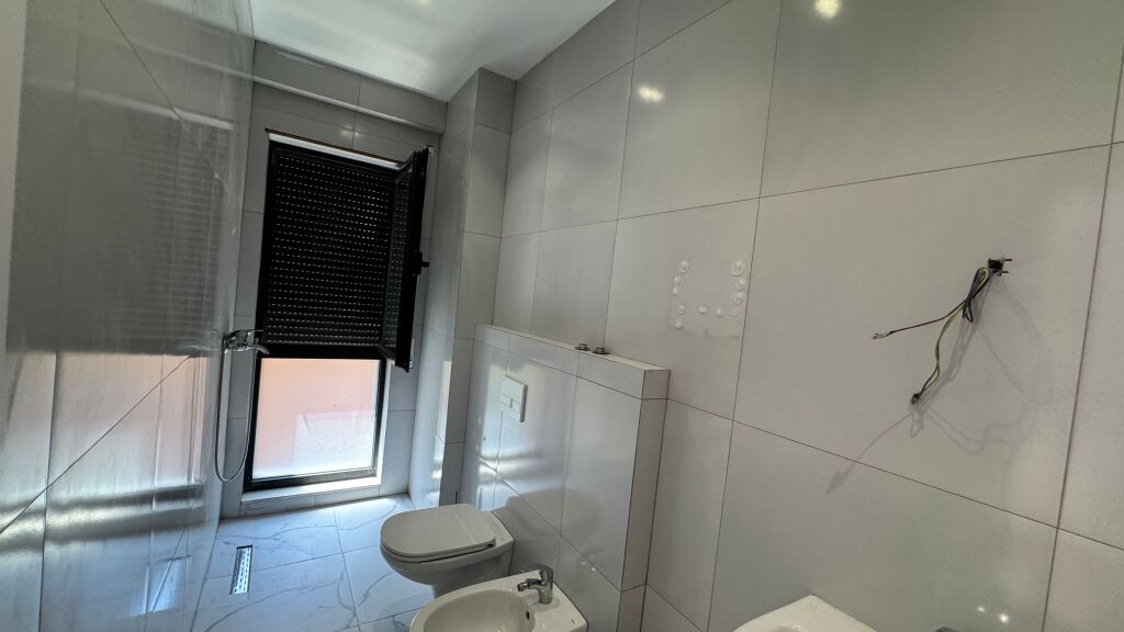 Office space for rent at Myslym Shyri !