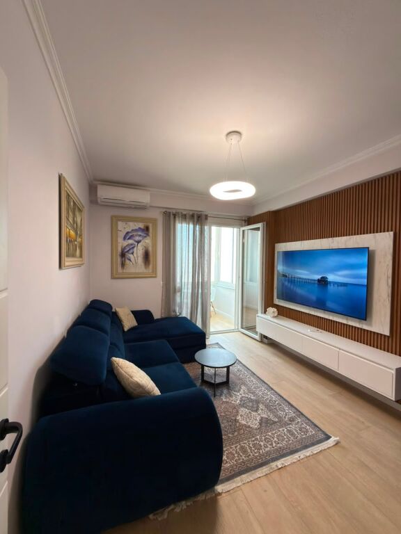 Shitet: Apartament 1+1 tek Ozone Astir