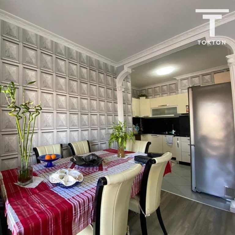 IN VENDITA, APPARTAMENTO 2+1+2, STRADA: "JORDAN MISJA", TIRANA