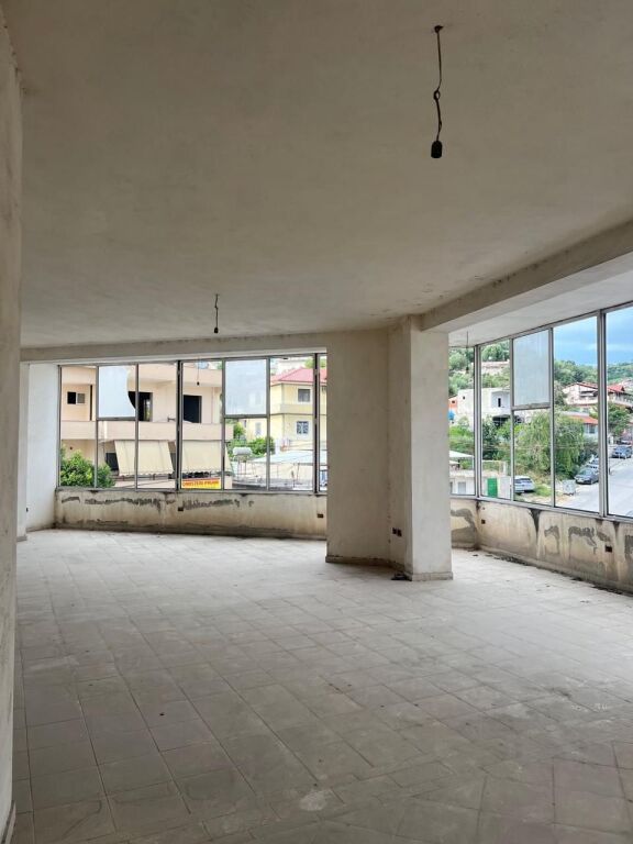 For rent: Business Premises 📌Vlore - Opposite the Hospital || 200m² || Price negotiable