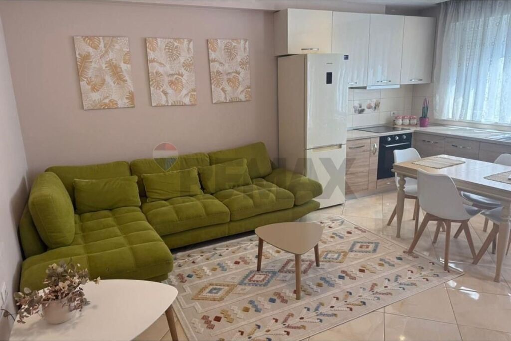 Apartament 1+1 per qira tek Kompleksi Kontakt!!