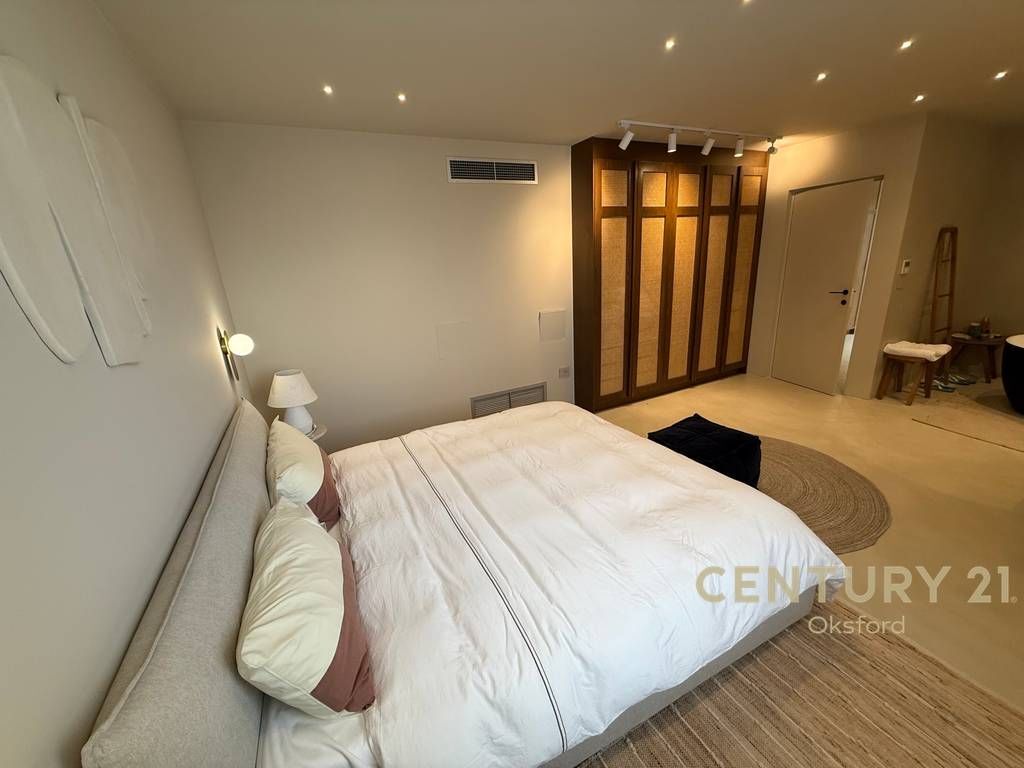 Affittiamo appartamento moderno + posto auto vicino al porto, Durazzo!