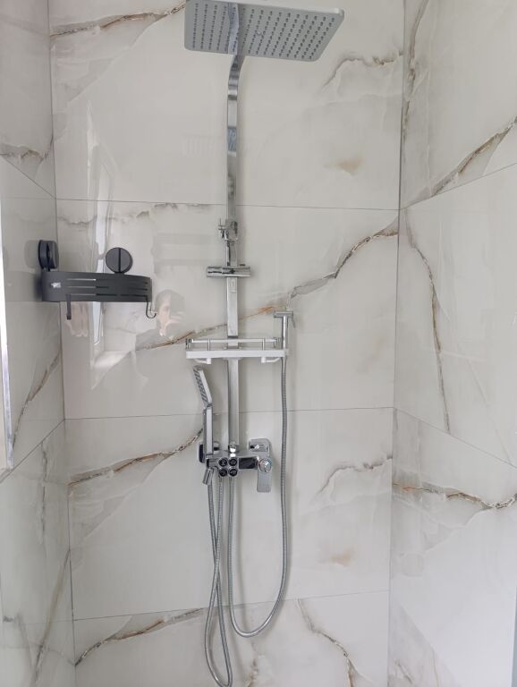 ‼️ Apartament 2+1 për Qira – Kombinat, Tiranë ‼️