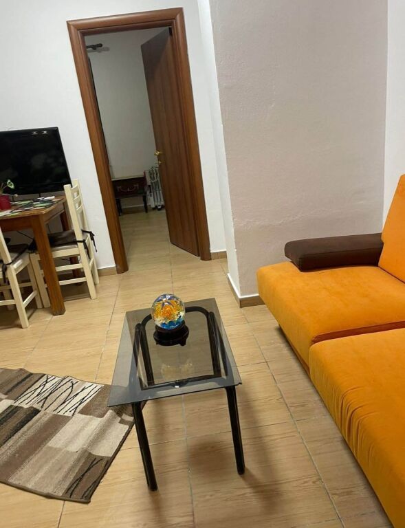 CASA IN AFFITTO 1+1 SECONDO PIANO DI UNA VILLA - SANATORIUM, TIRANA