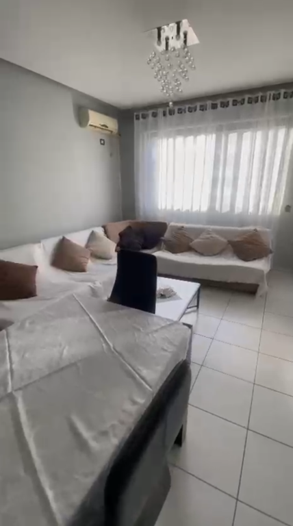 Apartament 2+1 per qera Bulevardi Migjeni !