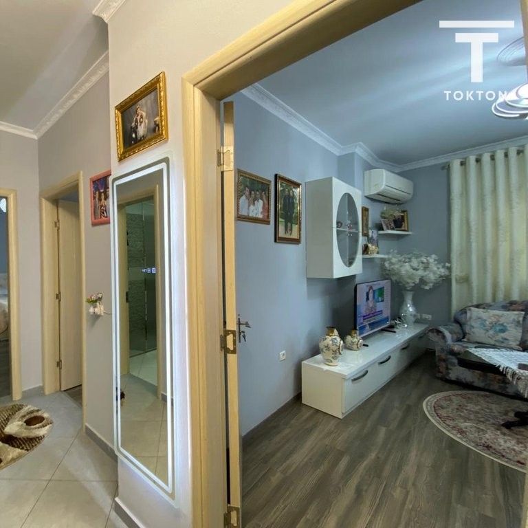 IN VENDITA, APPARTAMENTO 2+1+2, STRADA: "JORDAN MISJA", TIRANA
