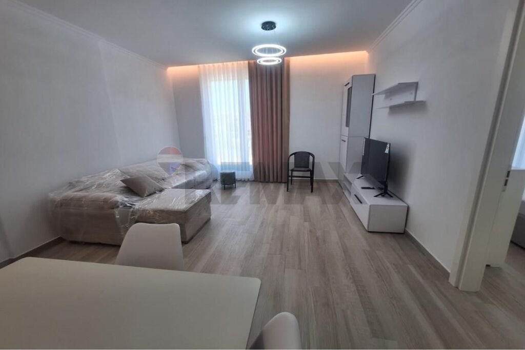 Apartament 1+1 me qera tek Bulevardi I Ri