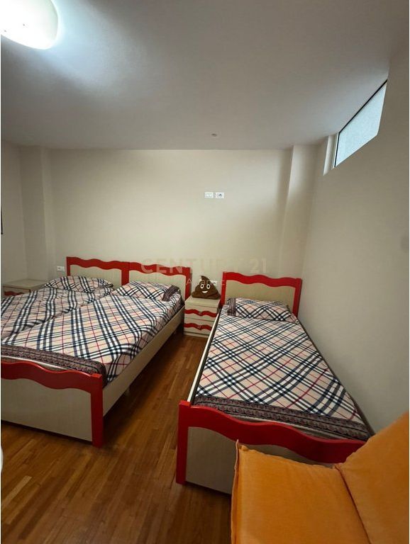 Affittasi Appartamento 2+1 con Vista Panoramica sul Mare a Shkëmbin e Kavajës, Durrës