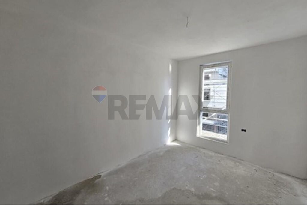 Appartamento 2+1+2 in vendita Univers City