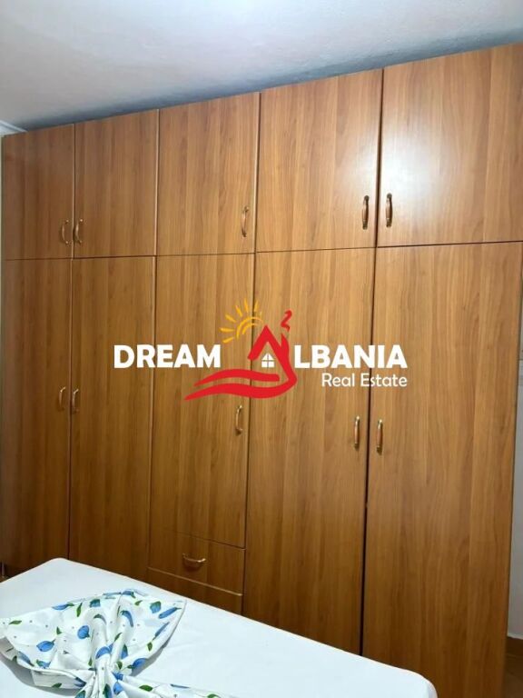Jepet Apartament 1+1 me qera ne Rrugen e Dibres (ID 4219497)