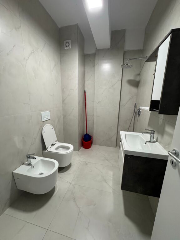 APARTAMENT 1+1 PER SHITJE TEK R.OXA NE FRESK/LINZE