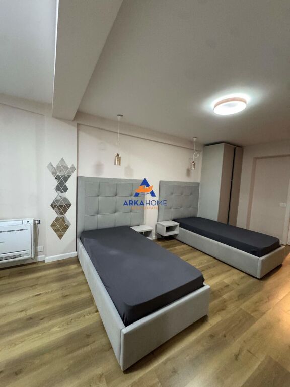 APPARTAMENTO IN AFFITTO 2+1+BALCONE "VICINO ALLA STRADA KONGRESI I MANASTIRIT DI FRONTE AL PEDIATRIA" 70.000 LEKE