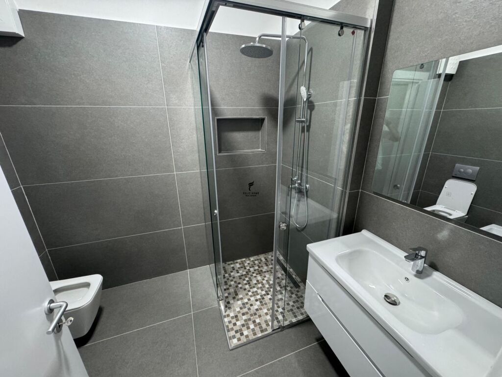 APARTAMENT ME QERA 1+1 YZBERISHT 55.000 LEKE  FH-76577