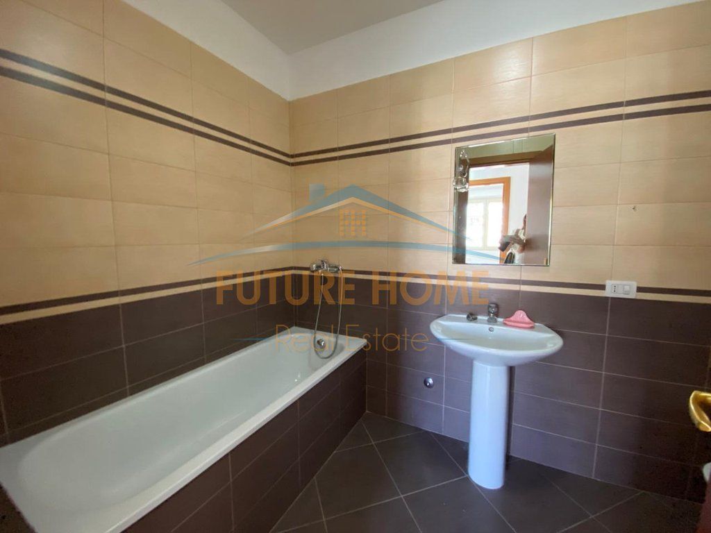 Rent, Office space+Parking spot, Elbasan Street