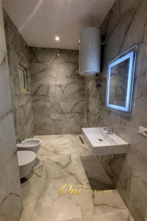 JEPET APARTAMENT ME QERA 1+1 5 MAJ