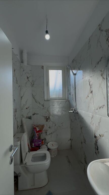 🏡 Appartamento 2+1 in Vendita nel Quartiere N. 7, Durrës – Completamente Investito!