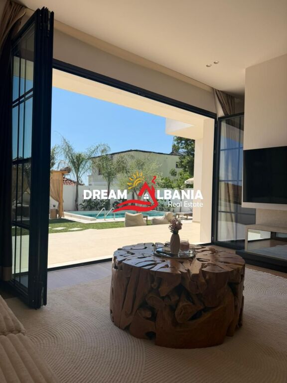 Villa with Pool for Sale in Paskuqan – Tirana (4151224)