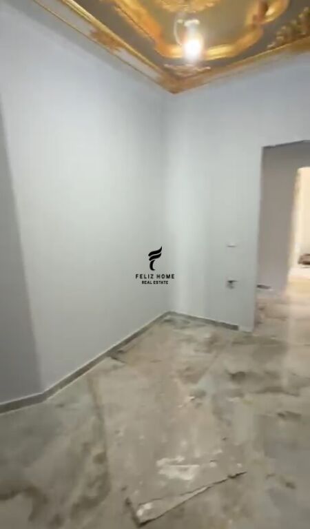 OFFICE FOR RENT 160 M2 FORMER EXHIBITION 240,000 LEKE FH-76476