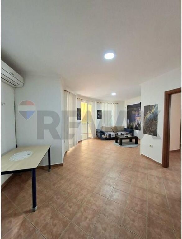 Apartment 3+1+2 for sale in Yzberisht