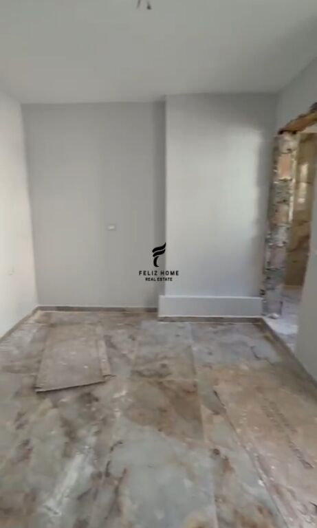 4 APARTMENTS FOR RENT ISH EKSPOZITA 240,000 LEKE FH-76480