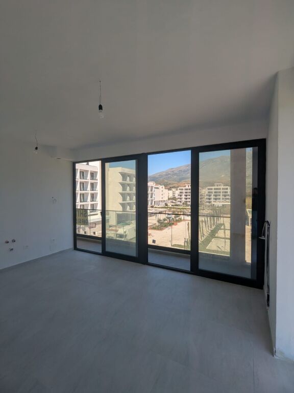 1+1 Apartment for sale with side sea view in Radhime – Rexhina Palm Resort