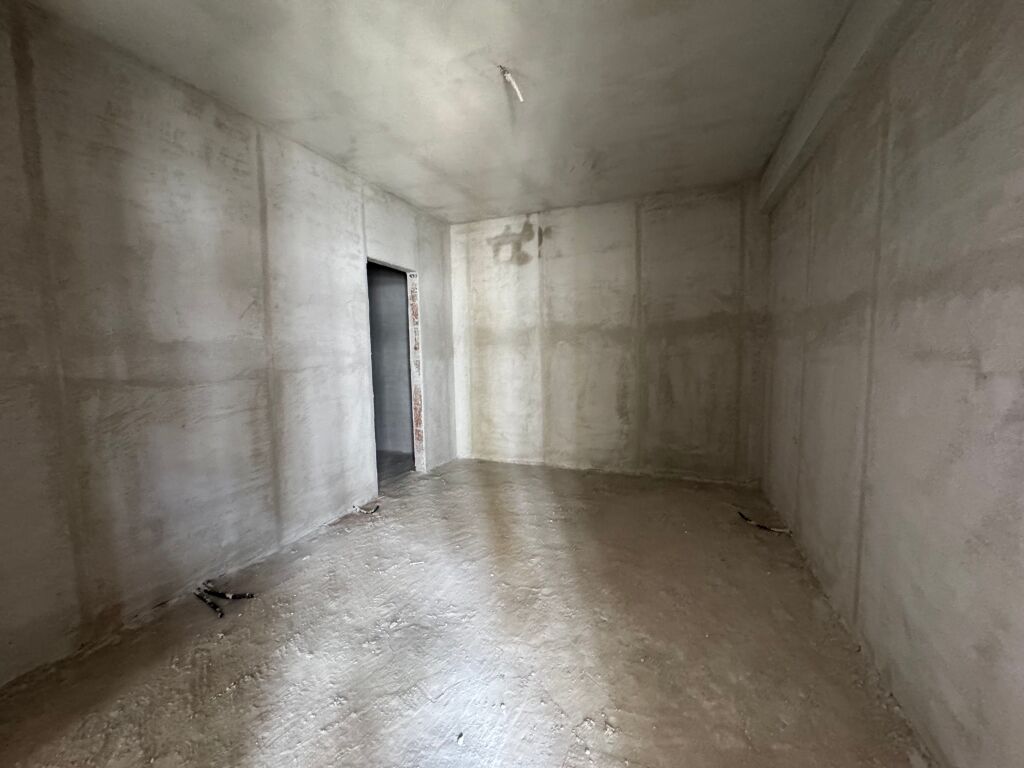 Shitet apartament 2+1+2 , Tirana Entry 3