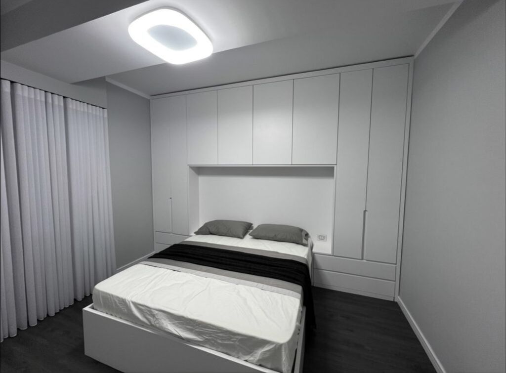 Qera | Apartament 2 + 1 | Stacioni i Trenit | 800 €/muaj
