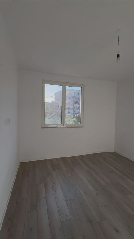 🏡 Appartamento 2+1 in Vendita nel Quartiere N. 7, Durrës – Completamente Investito!