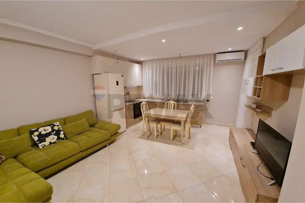 Apartament 1+1 per qira tek Kompleksi Kontakt!!