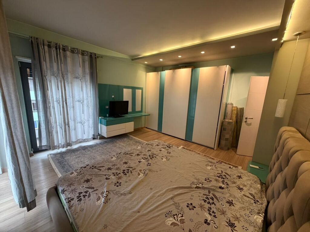 📣 AFFITTO SUPER Appartamento 2+1 Con 2 Bagni E 2 Balconi 📍 Zogu i Zi, Vicino Ring Center ✨ 💶 Prezzo 1.100 Euro Lordo
