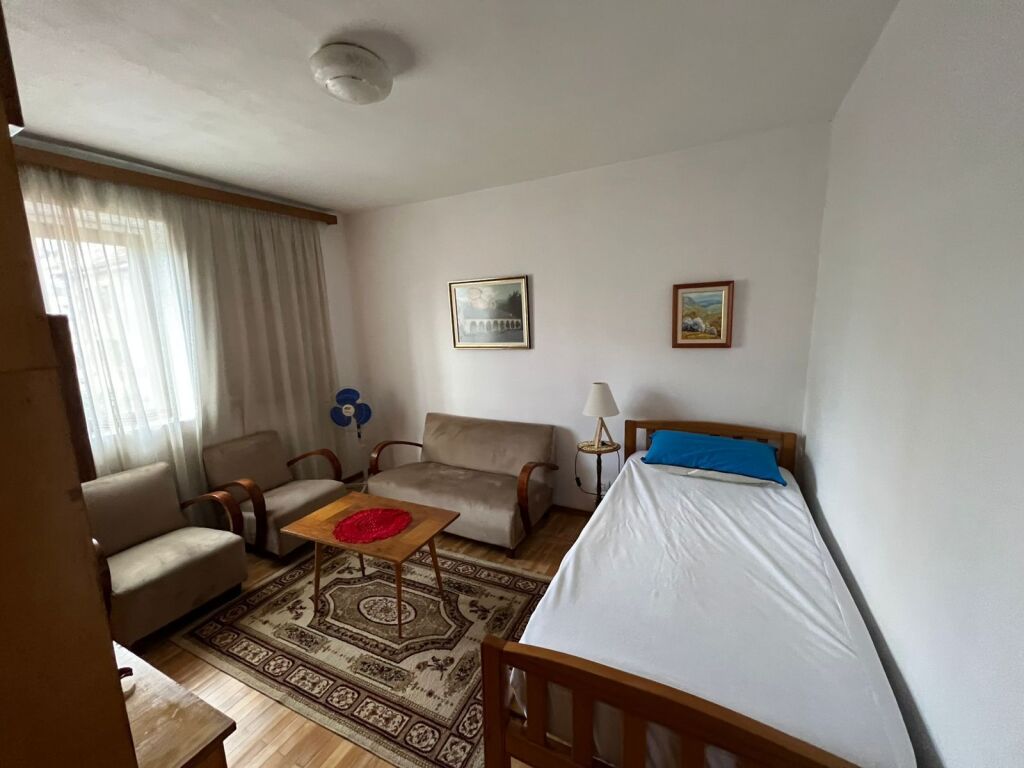 🏠 Apartment 3+1 for rent 📍 Fortuzi Street, Tirana